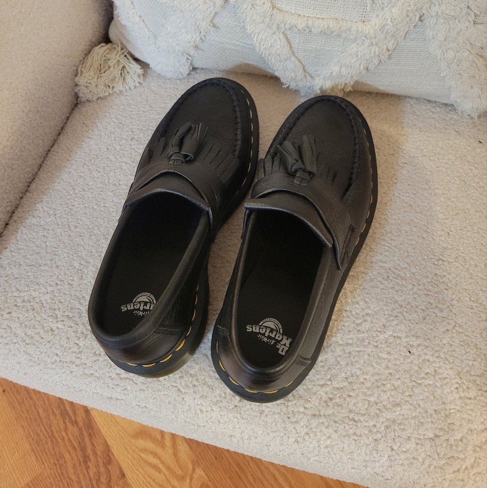 Dr Martens Adrian Tassel Loafer, black size women's 7